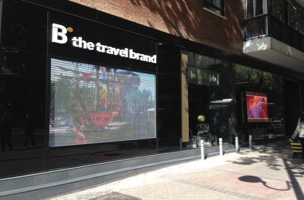 B Travel 5