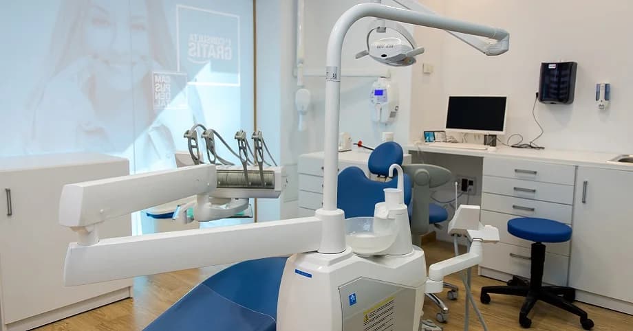 Campus Dental 3