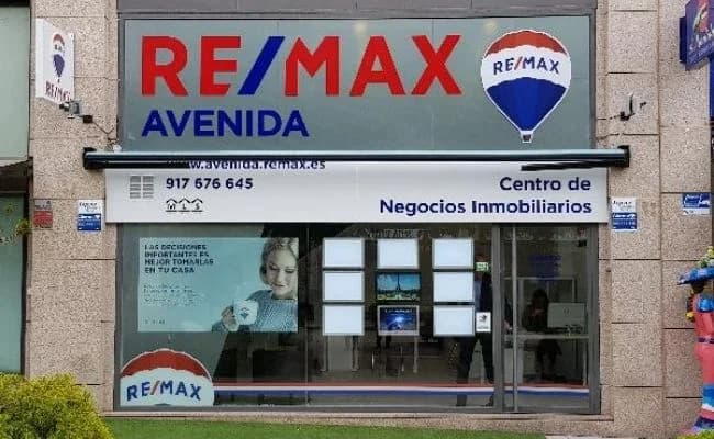 REMAX 4