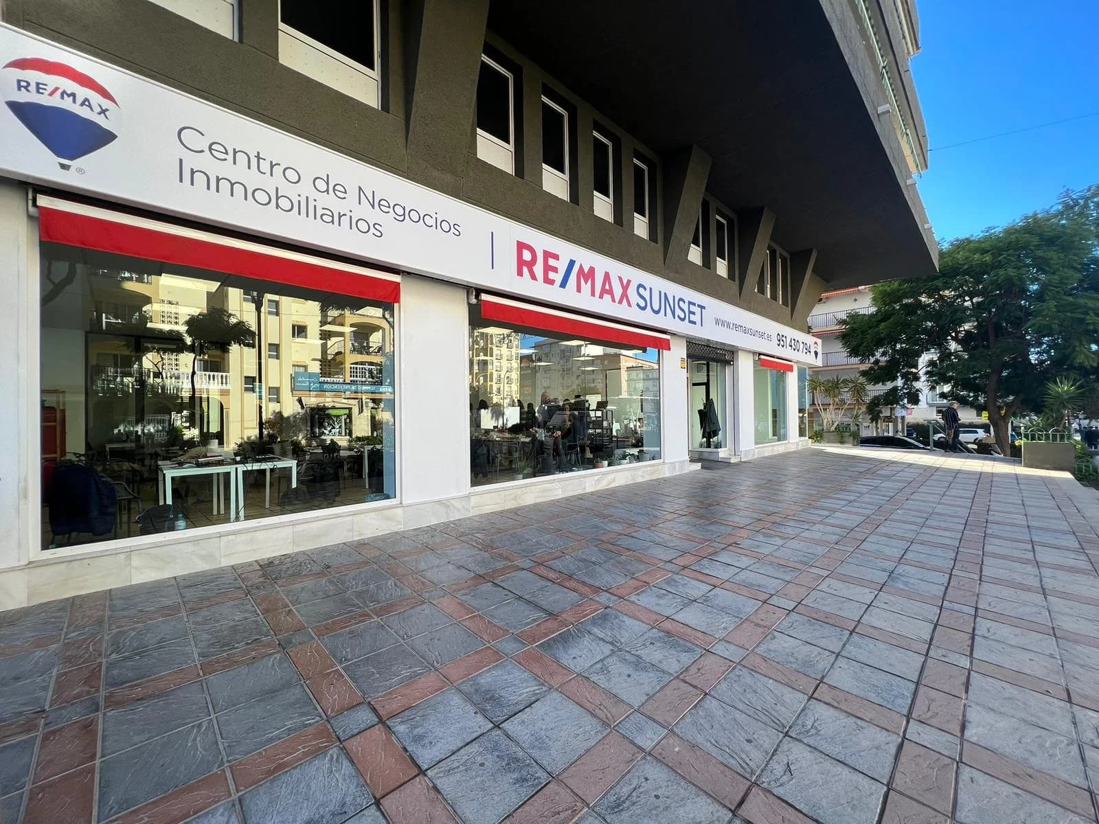 REMAX 5